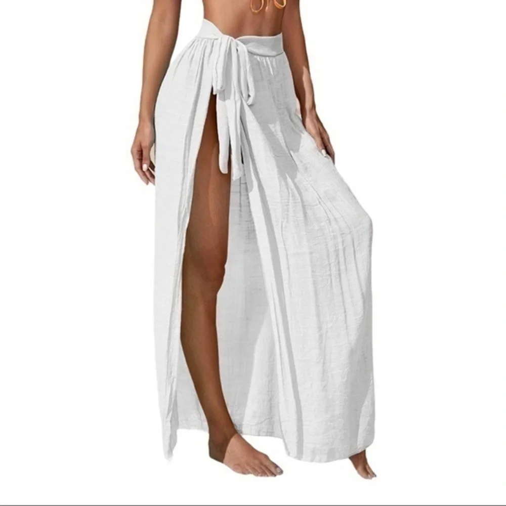 White Beach Swimsuit Cover Size M